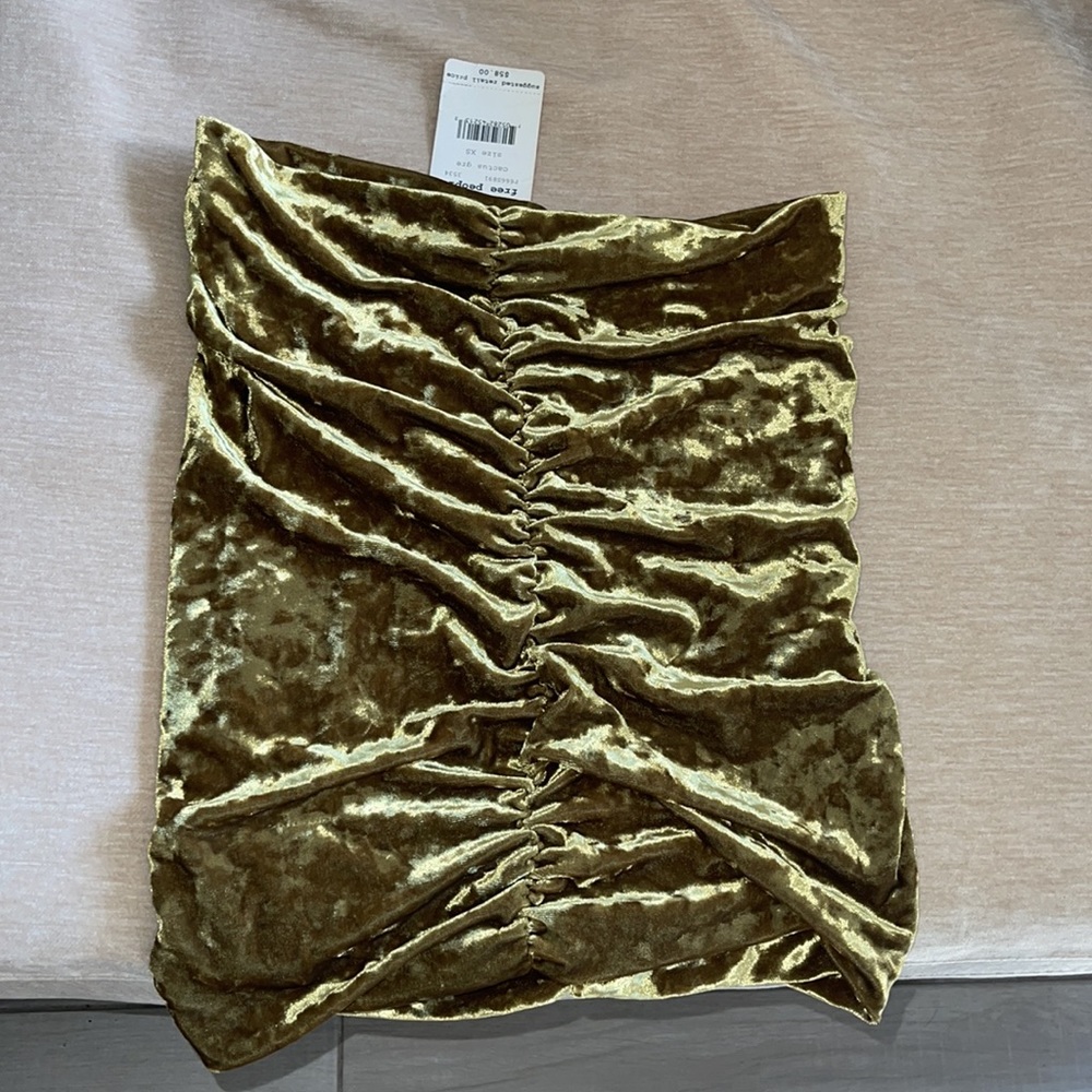 Mini Skirt - Picture 2 of 4